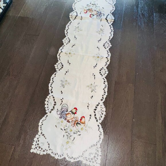 Embroidery Table Runner Farmhouse Country Chicken 54 x 15 in - Picture 1 of 7